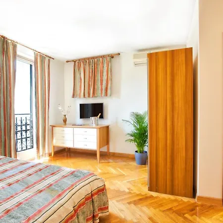 Sveta Eufemija Bed End Breakfast Ii 4* 로비니