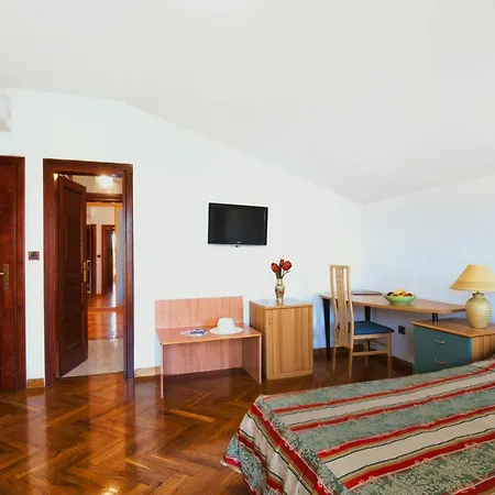 Oda ve Kahvaltı Sveta Eufemija Bed End Breakfast Ii Rovinj
